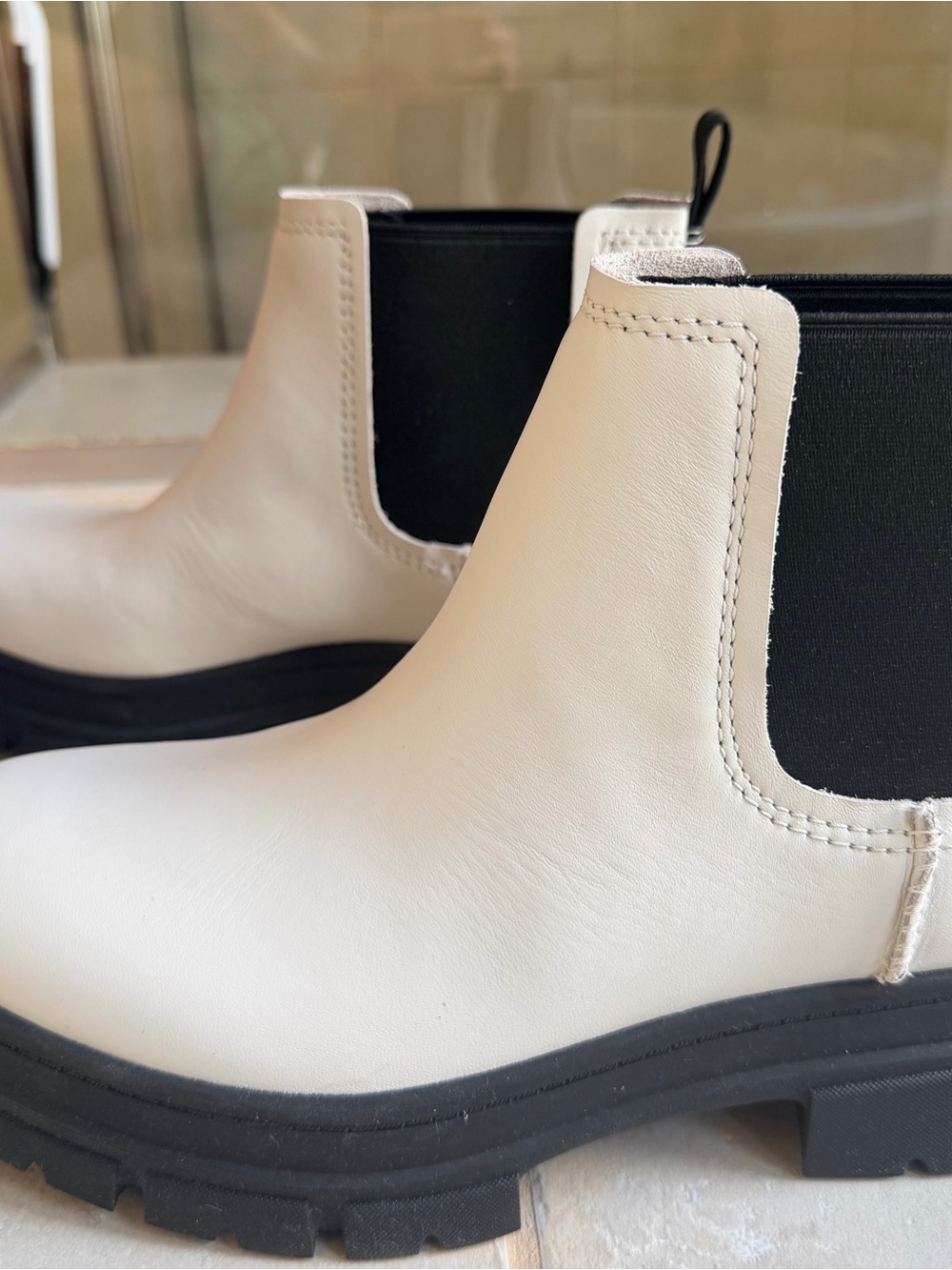 UGG White Leather Chelsea Boot with Black Elastic